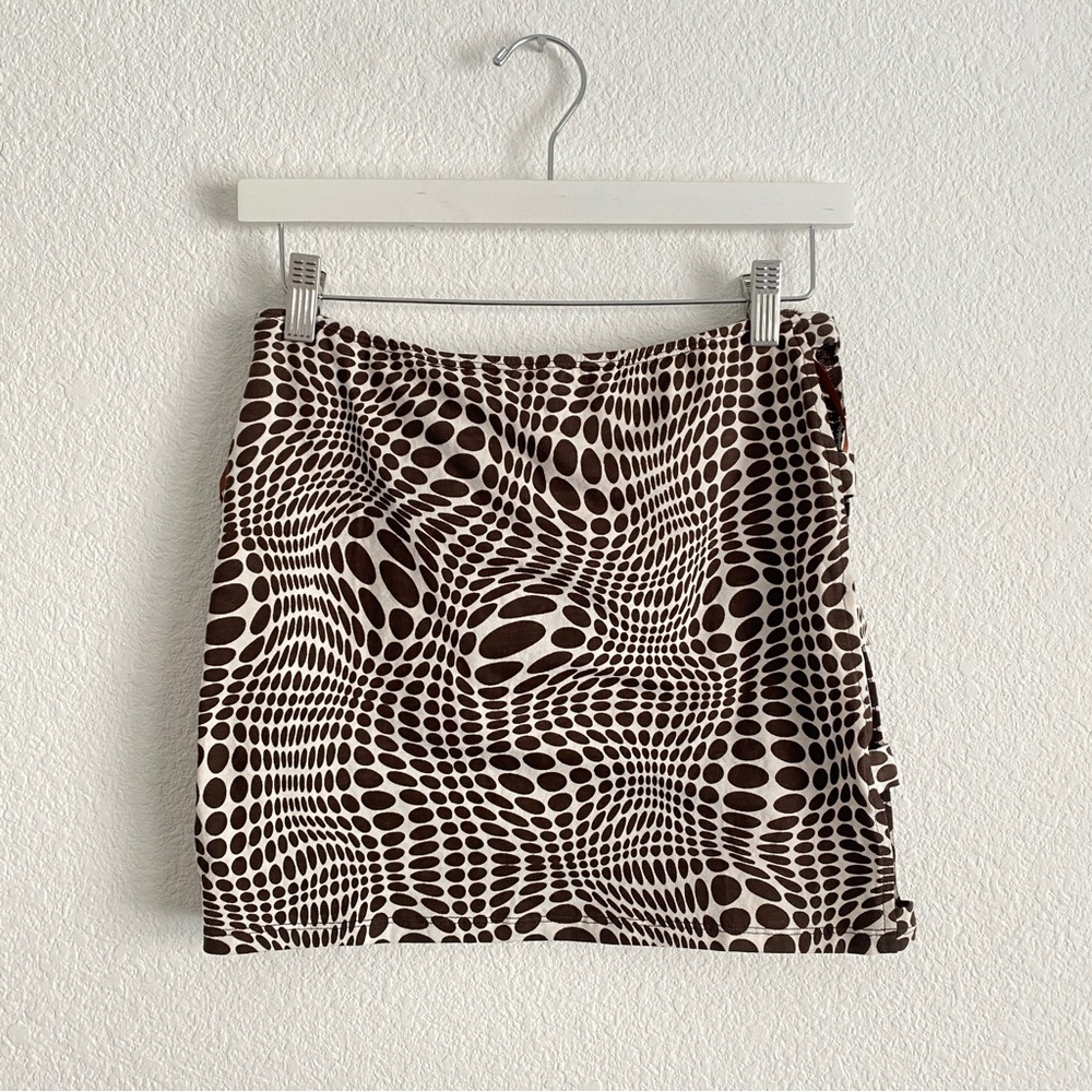 Wavy polka dot mini skirt